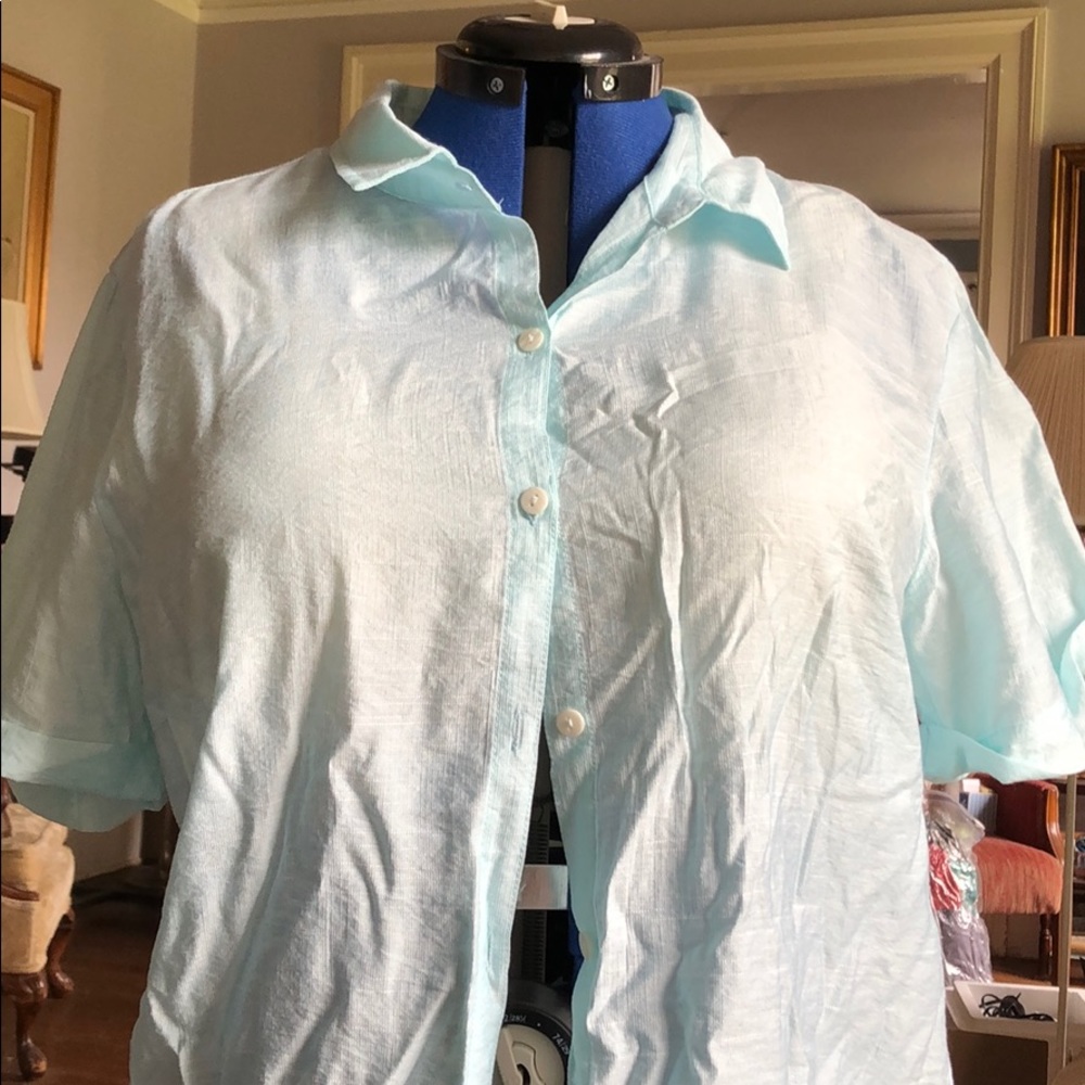 50’s style turquoise button down